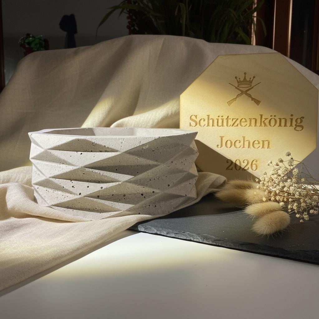 Personalisierte Betonkerze Schützenkönig – Geschenk Schützenfest, Outdoor Kerze mit Gravur, moderne Betonkerze Das Glückswerk