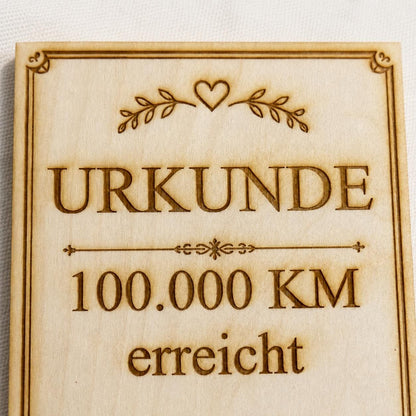 400.000 km Urkunde aus Holz personalisiert – Auszeichnung und Geschenk für Autofahrer, DasGlueckswerk, Geschenke für Autofahrer, Greeting Cards, 