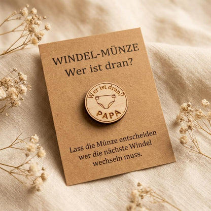 Windelmünze Holz Mama Papa Gravur, Entscheidungsmünze, Geschenk zur Geburt, DasGlueckswerk, Geburt & Baby, Baby & Toddler Toys, 