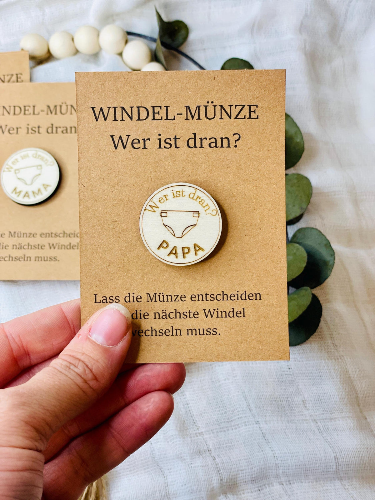 Windelmünze Holz Mama Papa Gravur, Entscheidungsmünze, Geschenk zur Geburt, DasGlueckswerk, Geburt & Baby, Baby & Toddler Toys, 