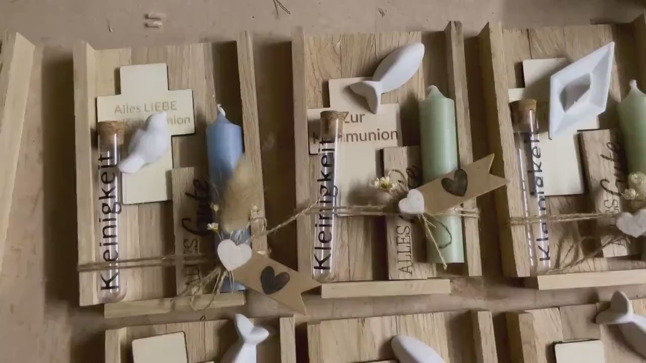 Christliches Geschenkset zur Firmung mit Kerze, Fisch und personalisiertem Kreuz aus holz mit Röhrchen für Geldgeschenk "Wunscherfüller"